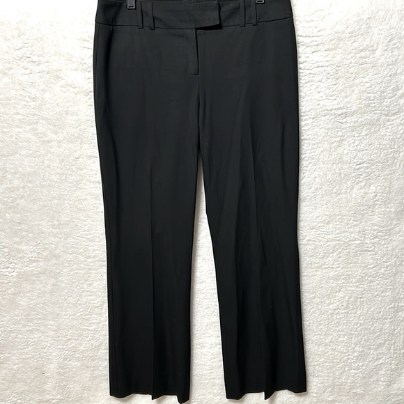 The limited Cassidy fit, relaxed, boot cut pants size 6 - Picture 2 of 7